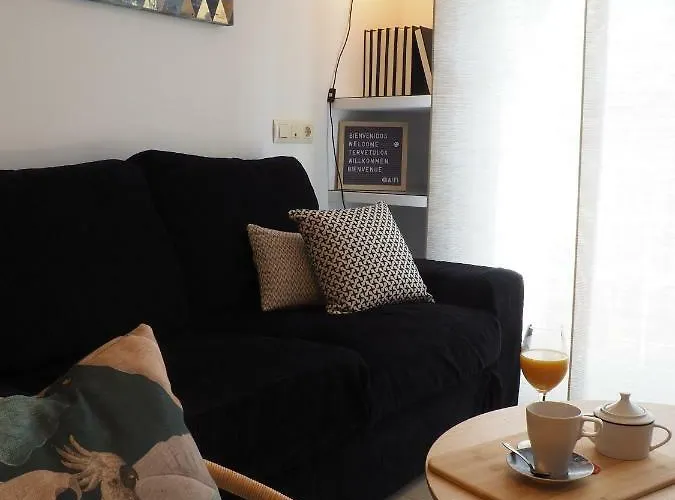 Boliches Wifi 300 M Playa * 푸엔히롤라